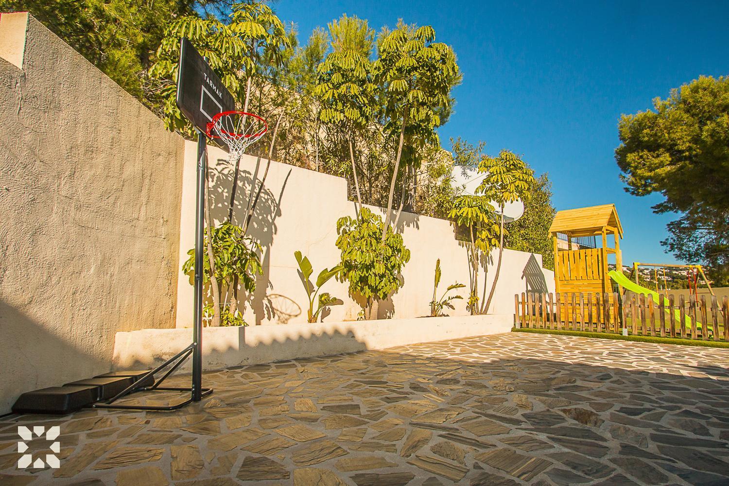 Villa Maui By Abahana Villas เบนิสซา ภายนอก รูปภาพ