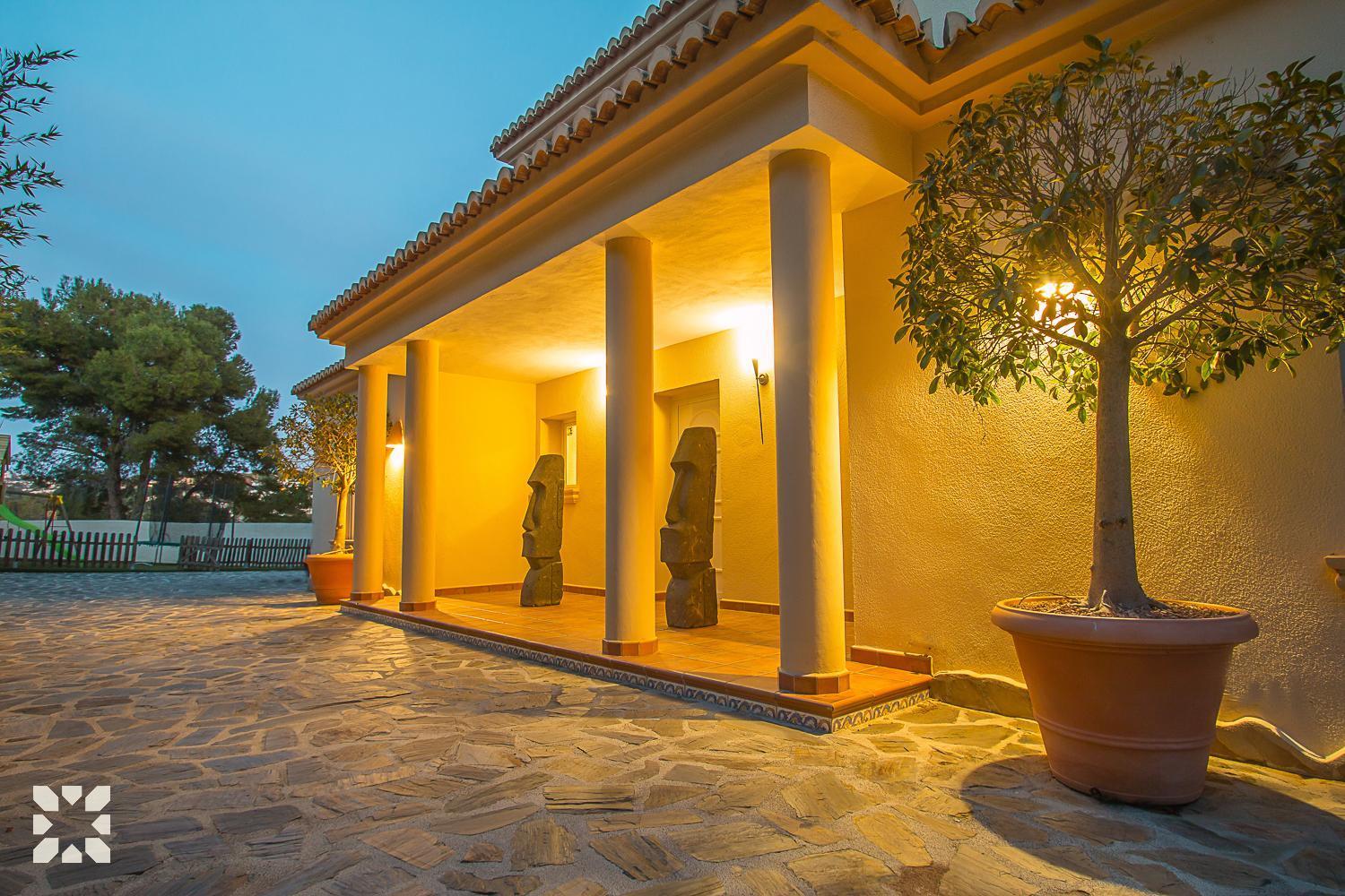 Villa Maui By Abahana Villas เบนิสซา ภายนอก รูปภาพ